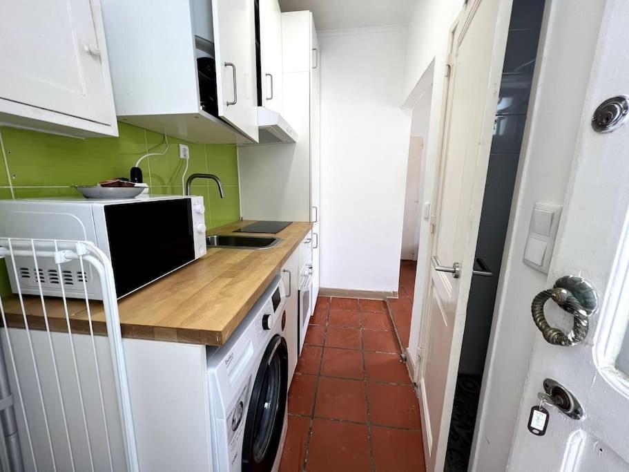 Studio In Estoril Near Beach Walk In 3 Min Ngoại thất bức ảnh